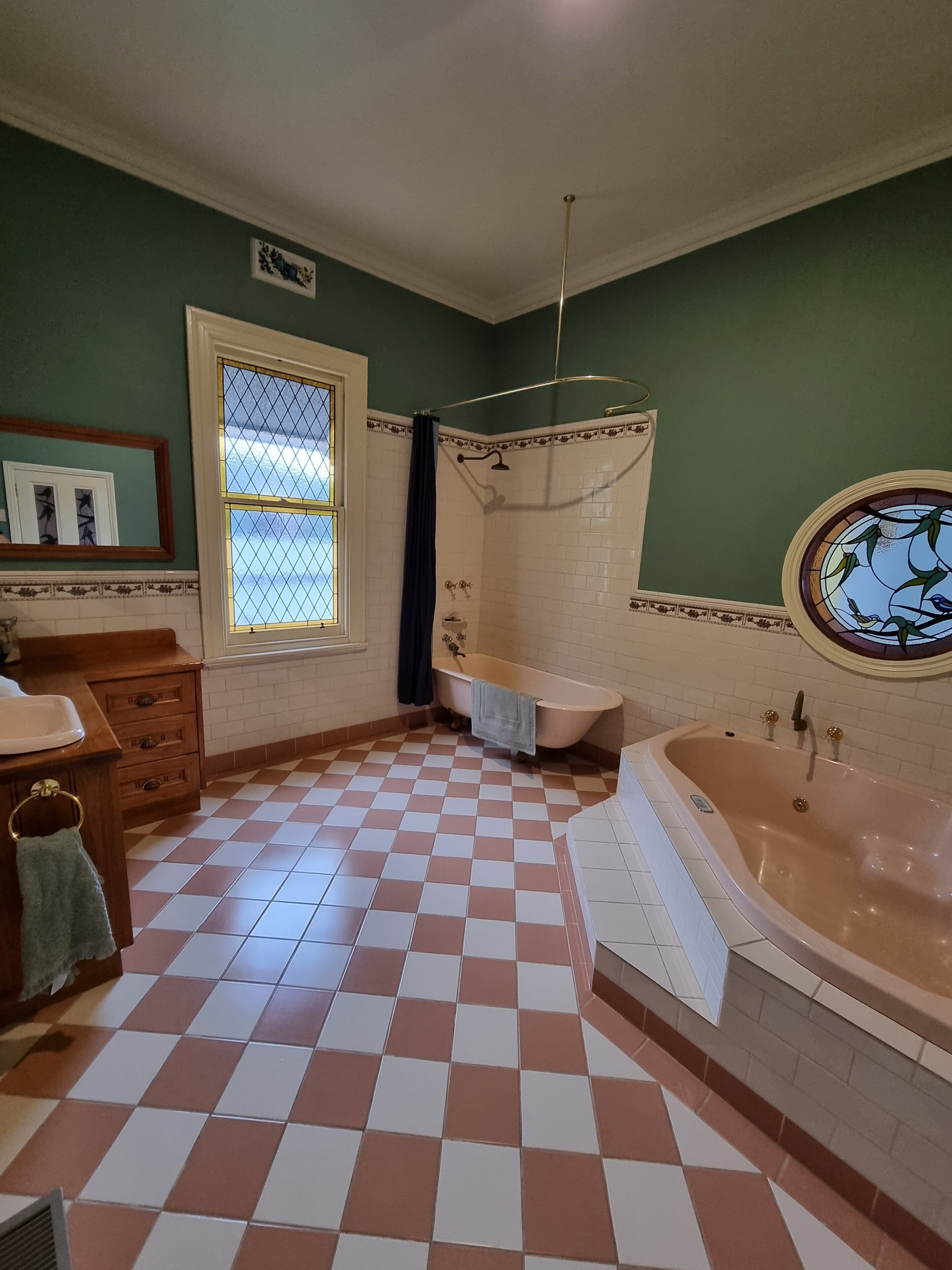 Edwardian home close to GMHBA and centre of Geelong