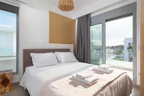 3 dormitorios, tabla de planchar con plancha, wifi gratis y ropa de cama
