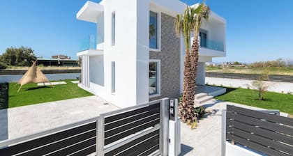 Martini Villas- Sofia in Kremasti