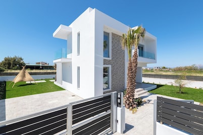 Martini Villas- Sofia in Kremasti
