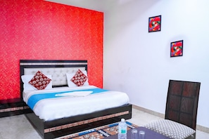 Family Quadruple Room | Soundproofing, free WiFi, bed sheets