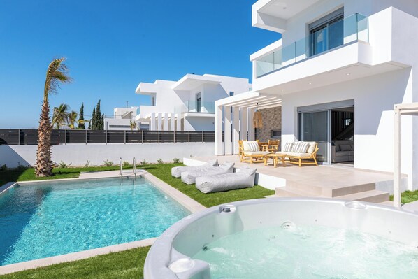 Alberca al aire libre 