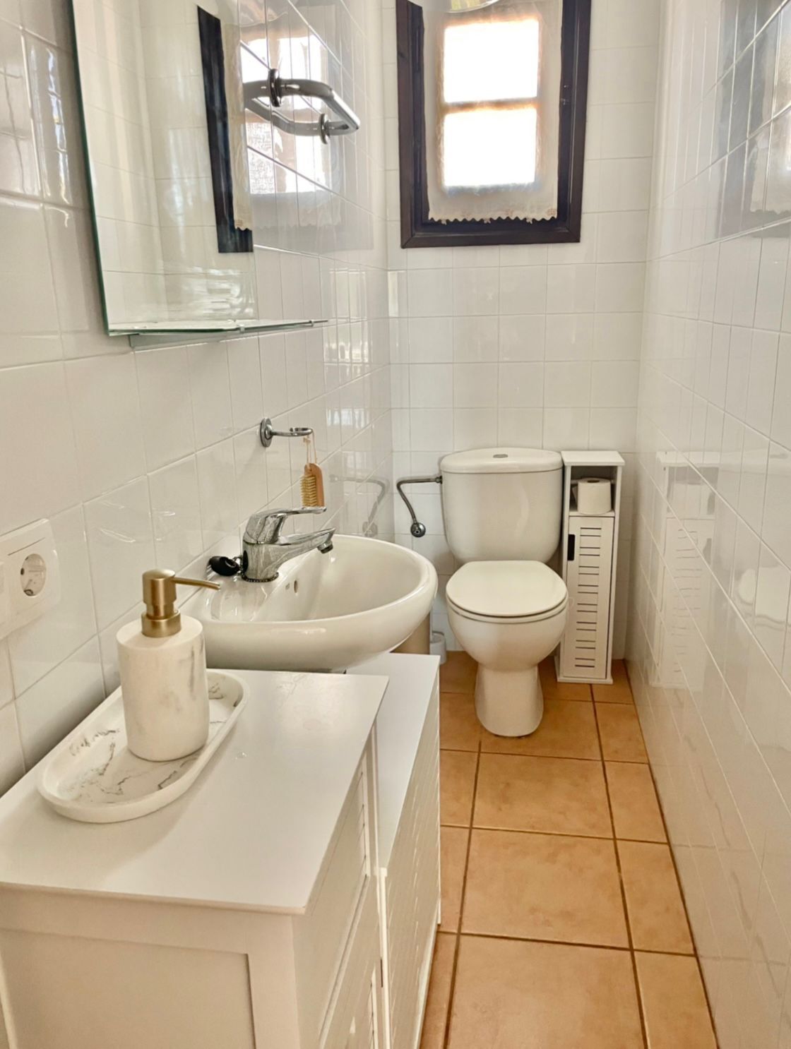 cozy house with small pool