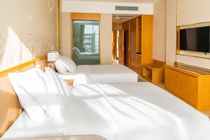 Comfortable Standard Room | Individually decorated, individually furnished, desk, laptop workspace - The Venetian Hotel (Lusaka)