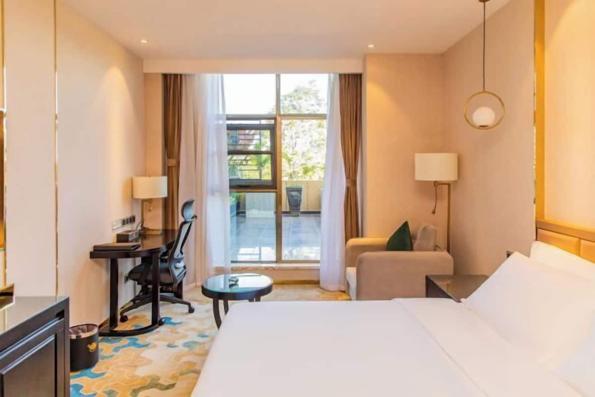 In-room safe, desk, laptop workspace, blackout drapes