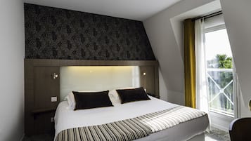 Standard Double Room | 1 bedroom, hypo-allergenic bedding, blackout drapes, soundproofing