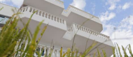 Front of property – evening/night
