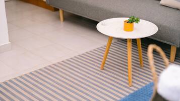 Phòng Premium | Khu phòng khách | Smart TV, các kênh phim phải trả tiền