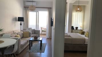 1 bedroom, soundproofing, bed sheets