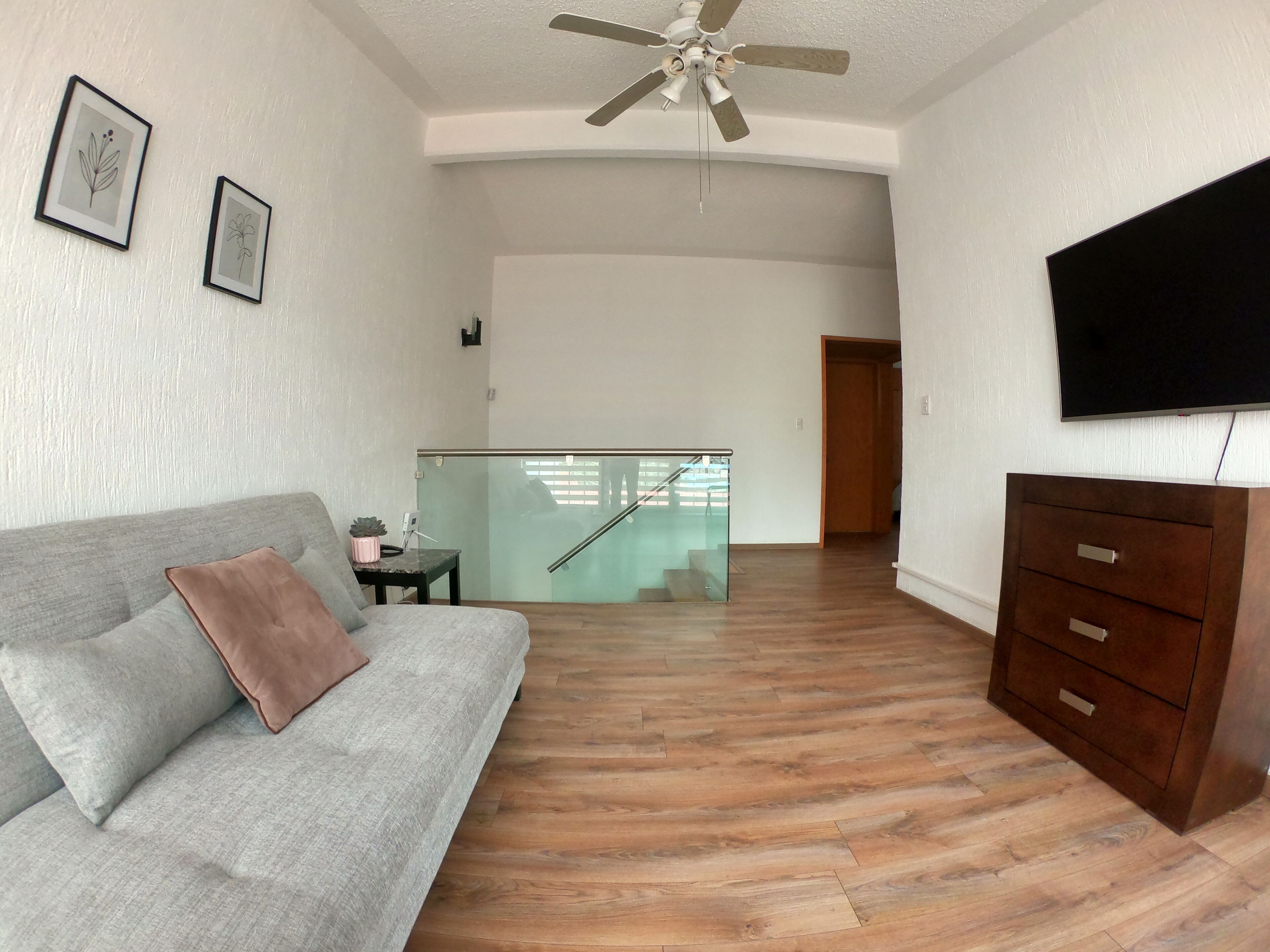 Beautiful House in Queretaro near Historic Center & Beer Factory -Great location