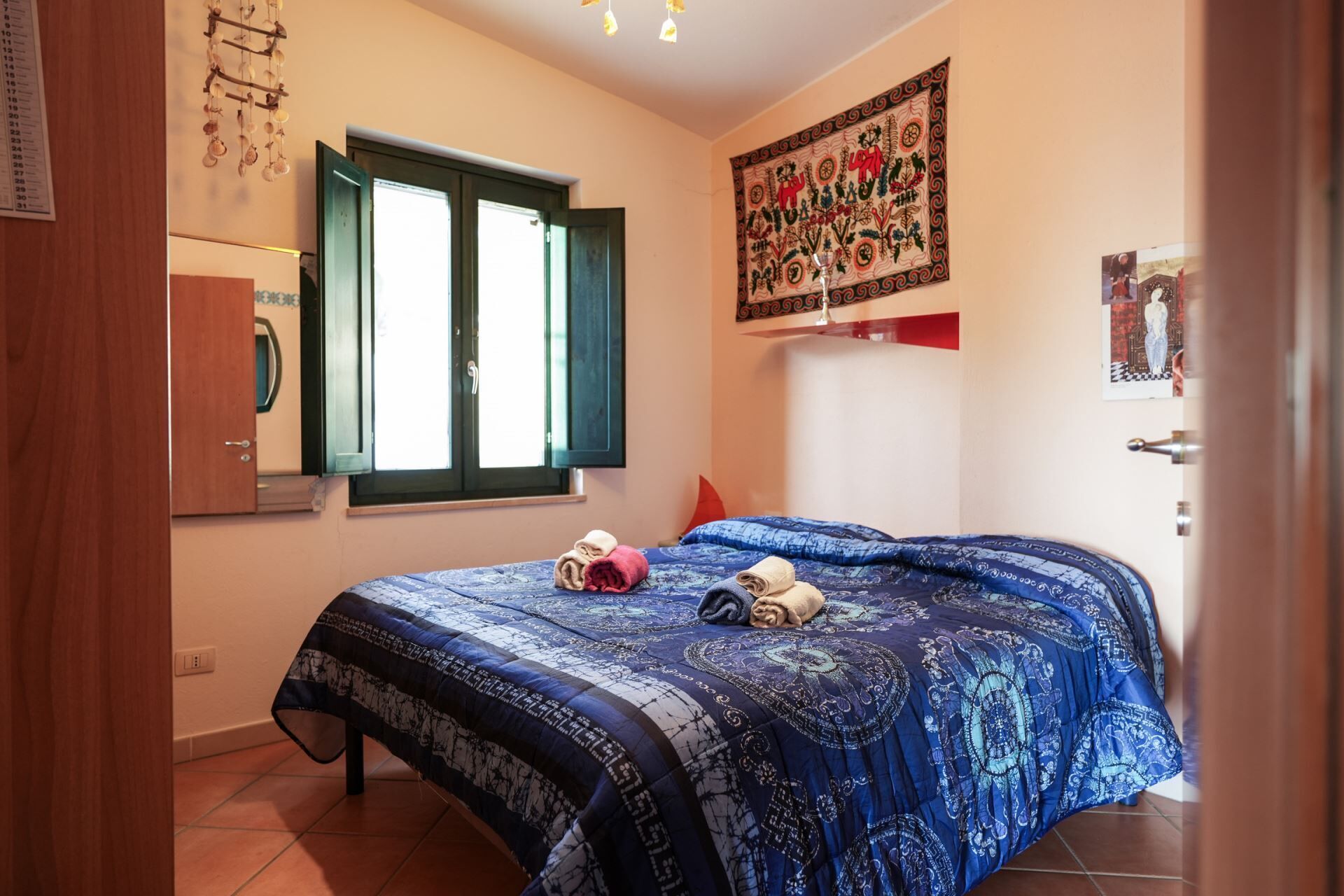 2 slaapkamers, een strijkplank/strijkijzer, wifi