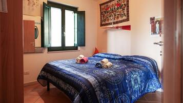 2 slaapkamers, een strijkplank/strijkijzer, wifi