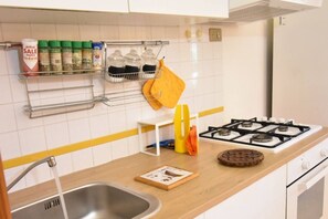 Jääkaappi, uuni