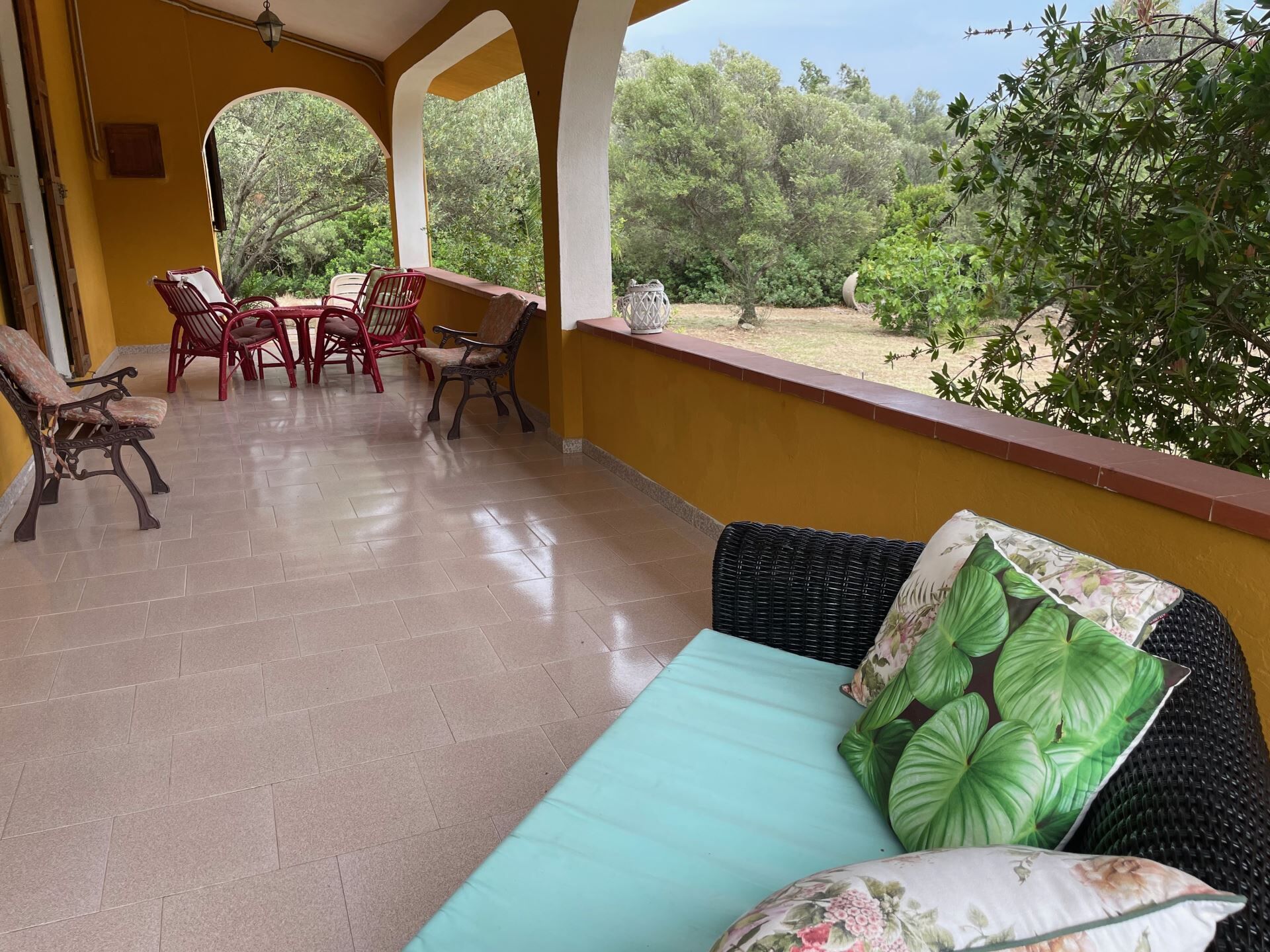 Villa Efisio is an ideal holiday home for a family or group of friends.<br>It is located in Chia about
