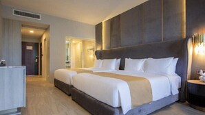 Ảnh chưa phân loại, 4 trong số 28 ảnh, nút