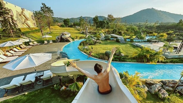 Ảnh chưa phân loại, 1 trong số 28 ảnh, nút