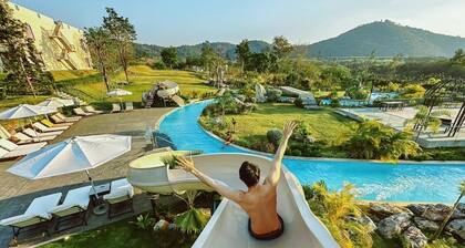 Jupiter Trevi Resort and Spa