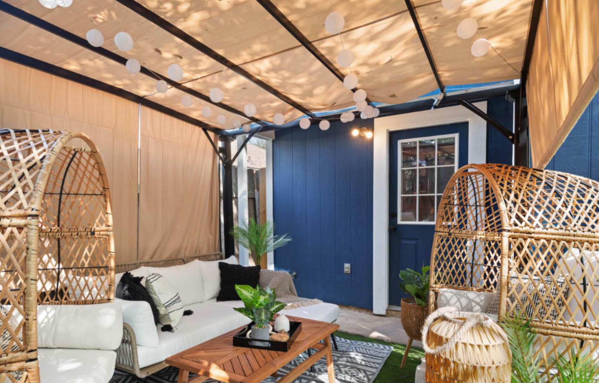 Round Rocker No Service Fees Backyard BBQ