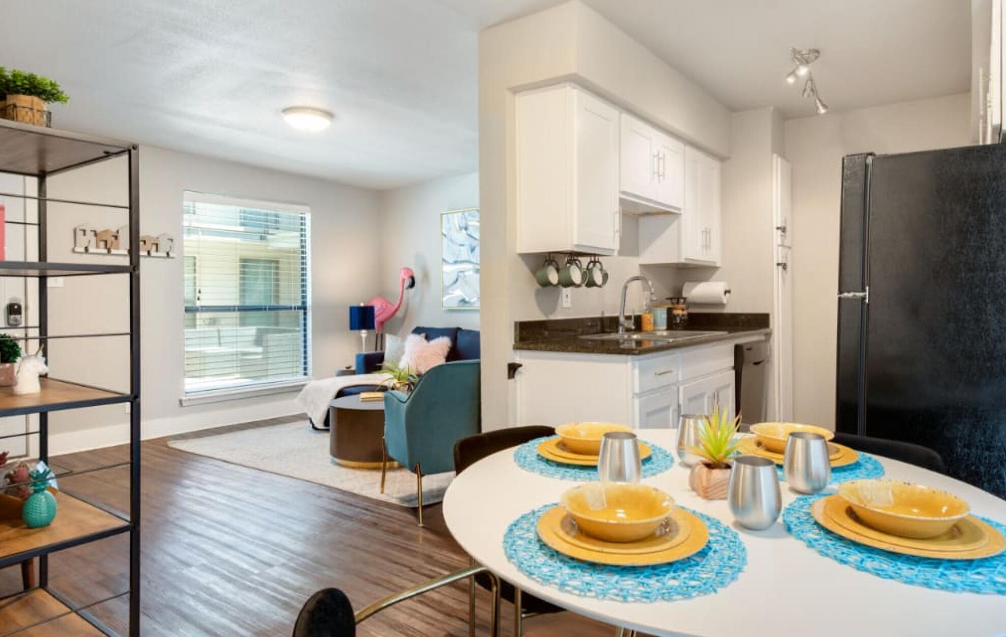 The Flamingo 103 l No Service Fees Pool 65 TV