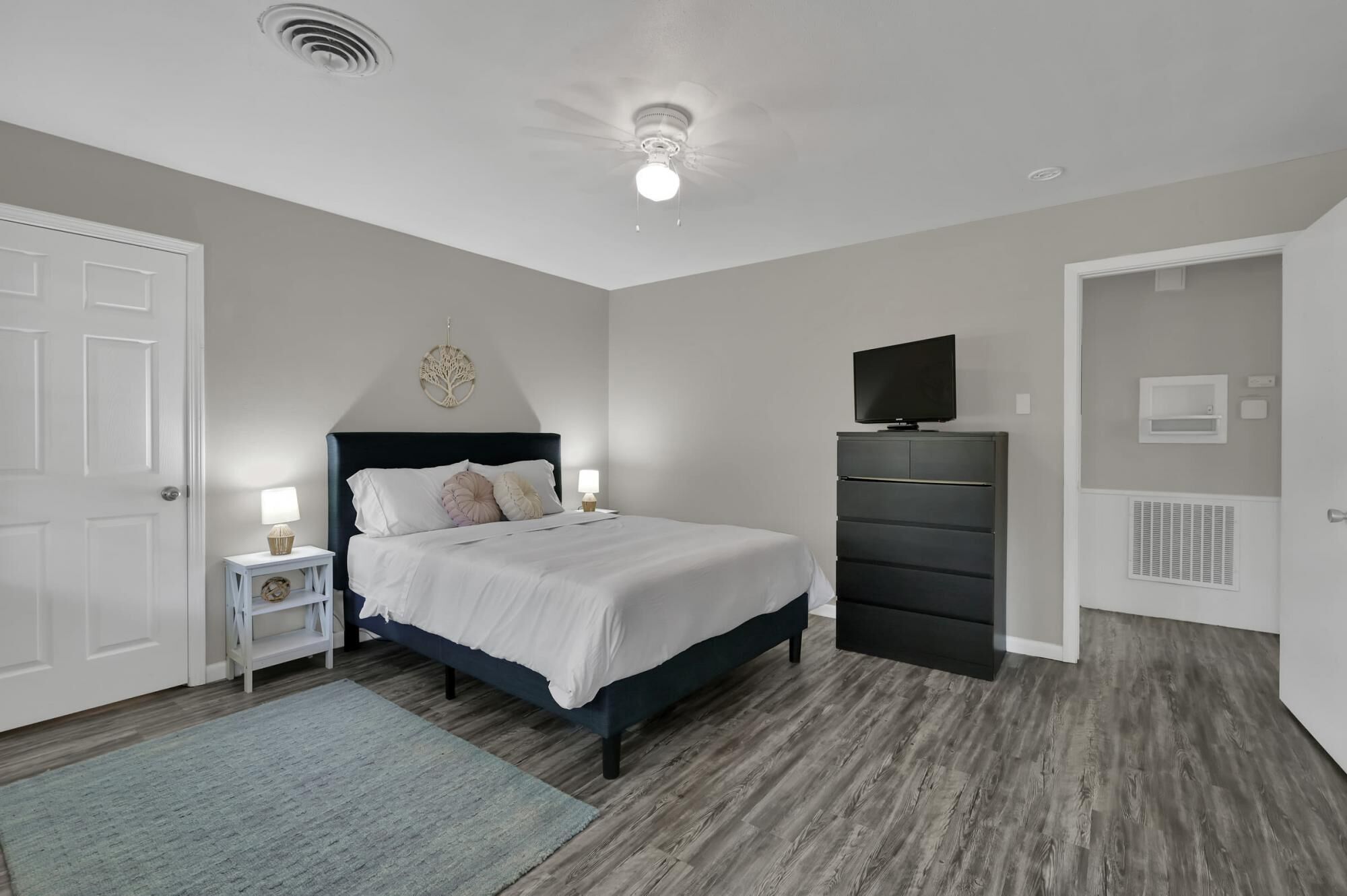 Bearkat Cove No Service Fees Near Sam Houston