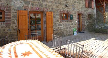 Gßte spacieux avec terrasse, nature et animaux acceptés