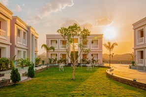 Exterior - Tree Of Life Vantara Resort And Spa (Udaipur)