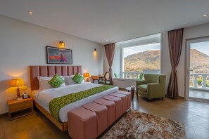 Habitación Premium doble | Caja fuerte, cortinas opacas, sistema de insonorización