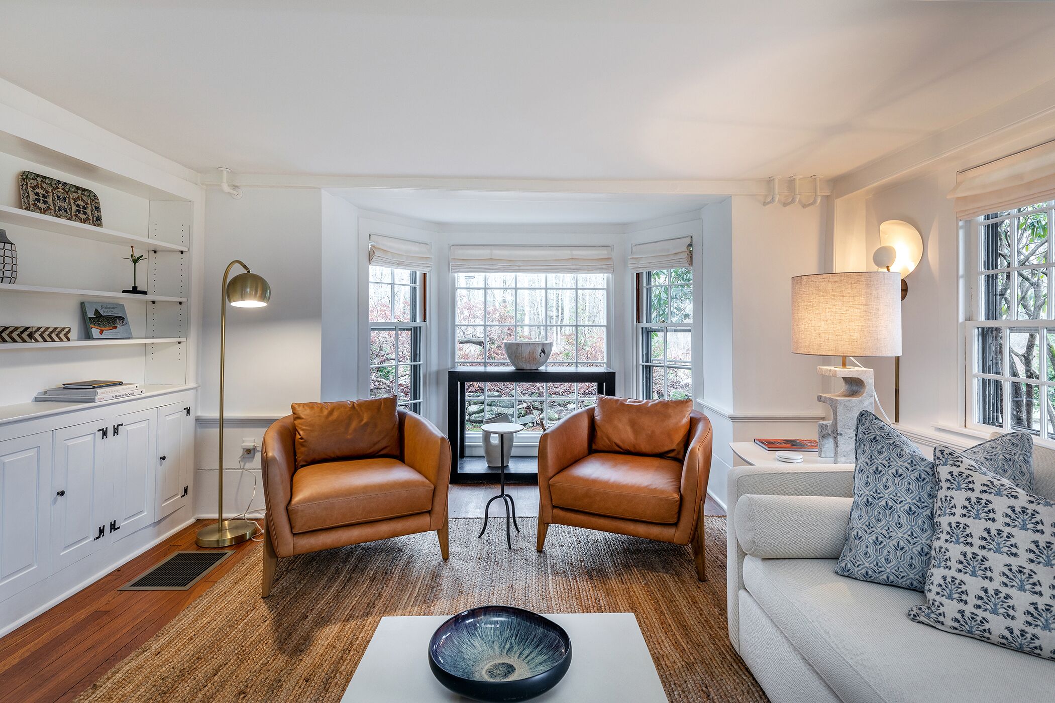 Luxury Farm House w/ Guest House and Pool on 2 acres adjoining State Park