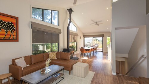 Bogong Retreat – 19 Bogong Street