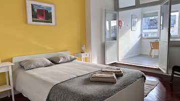 Doppia Grand, bagno condiviso | Postazione laptop, Wi-Fi gratuito, lenzuola