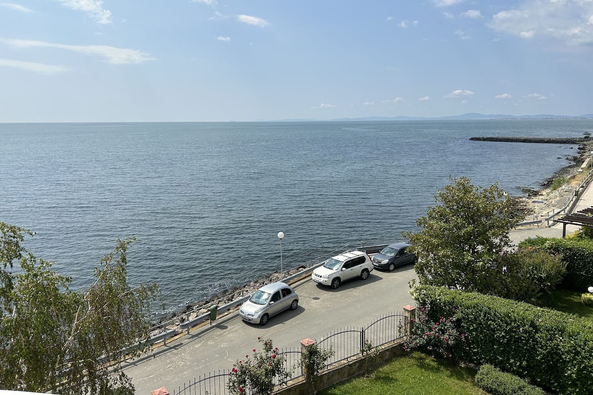 Comfort tweepersoonskamer, uitzicht op zee | 1 slaapkamer, gratis wifi, beddengoed