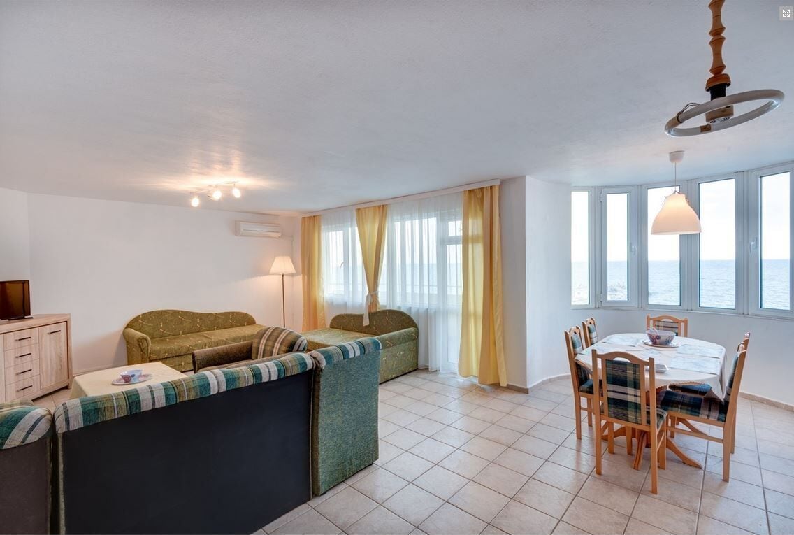 Panoramic Apartment, 1 Bedroom, Non Smoking, Sea View | Living area | LED TV