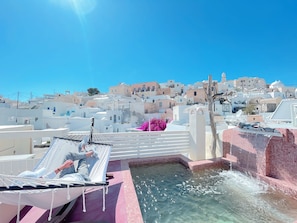 Outdoor pool - Luxury Villa Hariton (Thira)