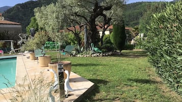 Piscine extérieure, piscine chauffée