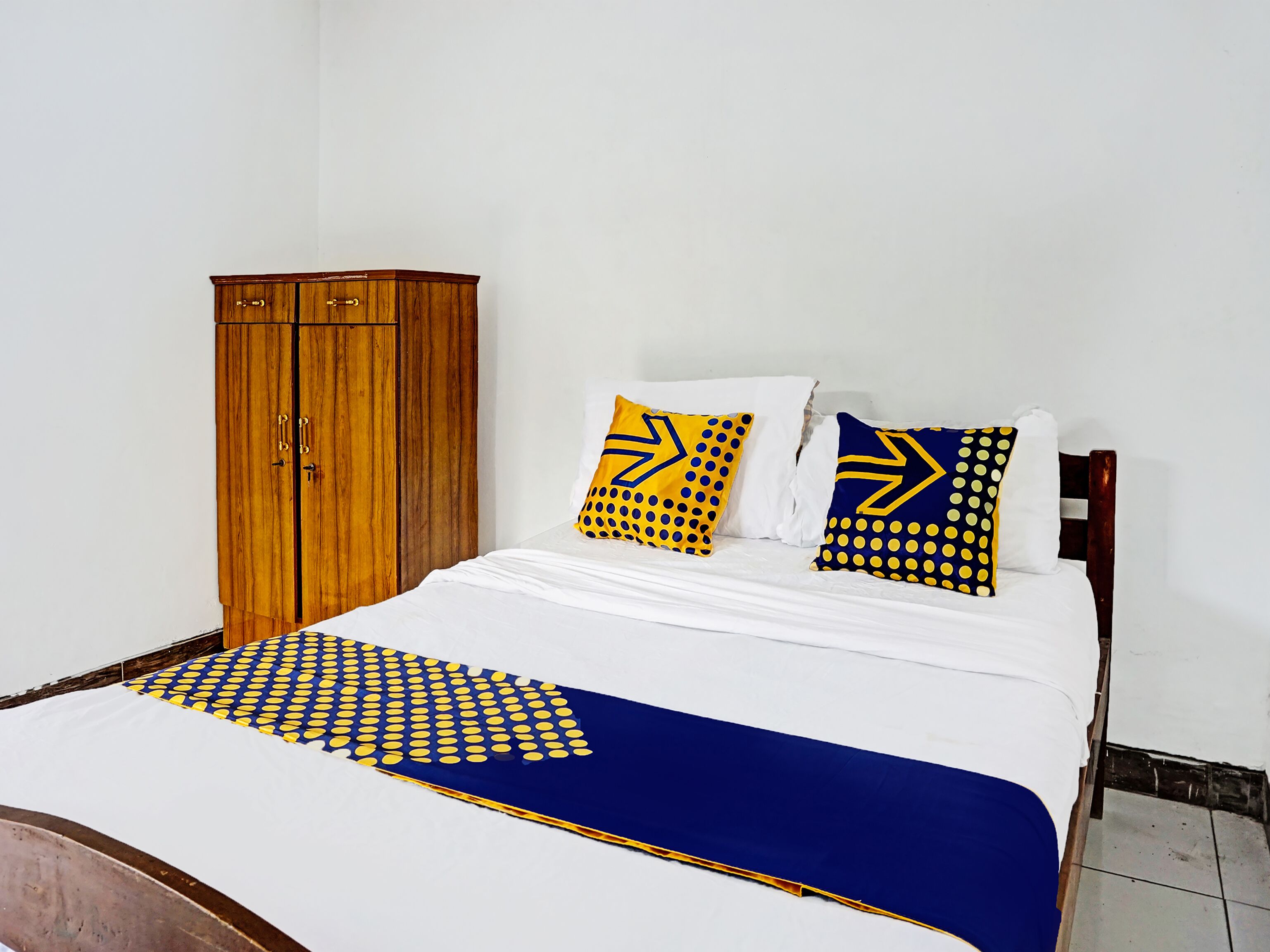 Wifi gratis y ropa de cama 