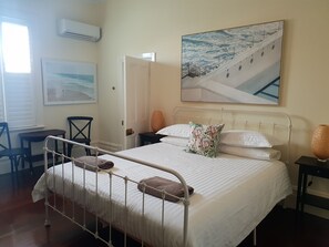 3 soverom, strykejern/-brett, wi-fi (inkludert) og sengetøy