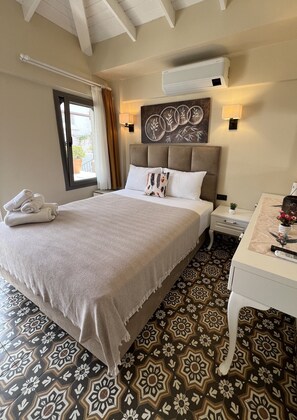 Phòng Deluxe | Bộ trải giường bằng vải cotton Ai Cập, bộ đồ giường cao cấp 