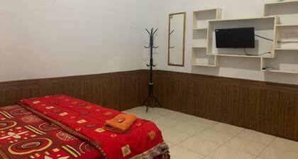 OYO 91263 Dinar Homestay