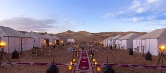 Sanmao Desert Luxury Camp