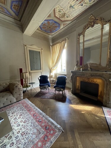 Charming apartment in Piazza Grande Modena