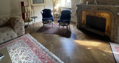 Charming apartment in Piazza Grande Modena