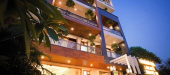 Maharaja Palace Near Medanta Gurgaon