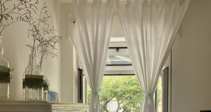 Stylish and cozy 4 room flat with garden terrace close to beach and centre