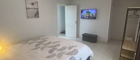 1 bedroom, desk, iron/ironing board, travel cot