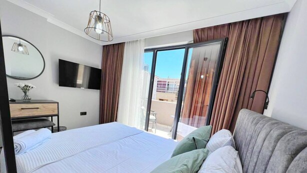 Deluxe Double Room, Balcony | Minibar, soundproofing, WiFi (free), bed sheets - The Diderot Hotel (Istanbul)