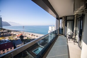 Deluxe Apartment | Terrace/patio