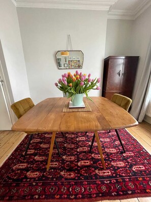 Basic Apartment, 1 Katil Kelamin (Double) | Tempat makan