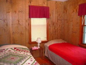 2 bedrooms, Internet, bed sheets