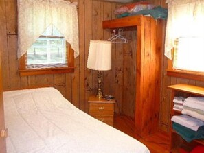 2 bedrooms