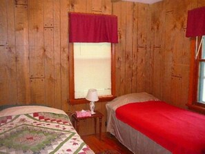 2 chambres, accès au Wi-Fi (inclus), literie fournie